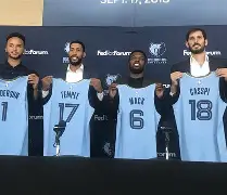 阿斯顿维拉足球俱乐部 阿斯顿维拉足球俱乐部