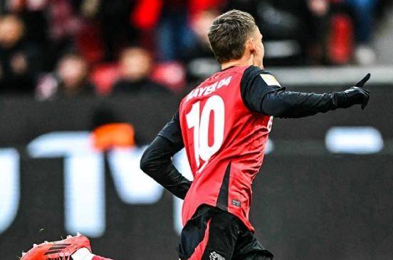 爱游戏体育官网-萨拉赫个人简介